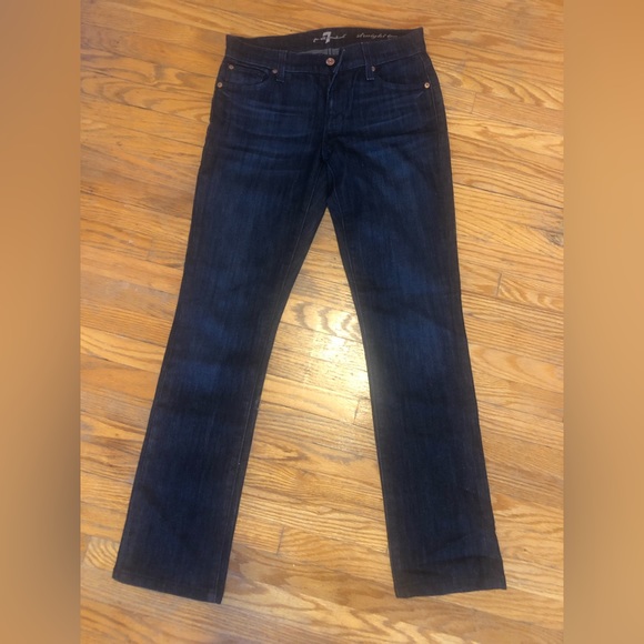 7 for all mankind jeans. Size 25 Straight leg. Like new, barely worn. - Picture 4 of 5